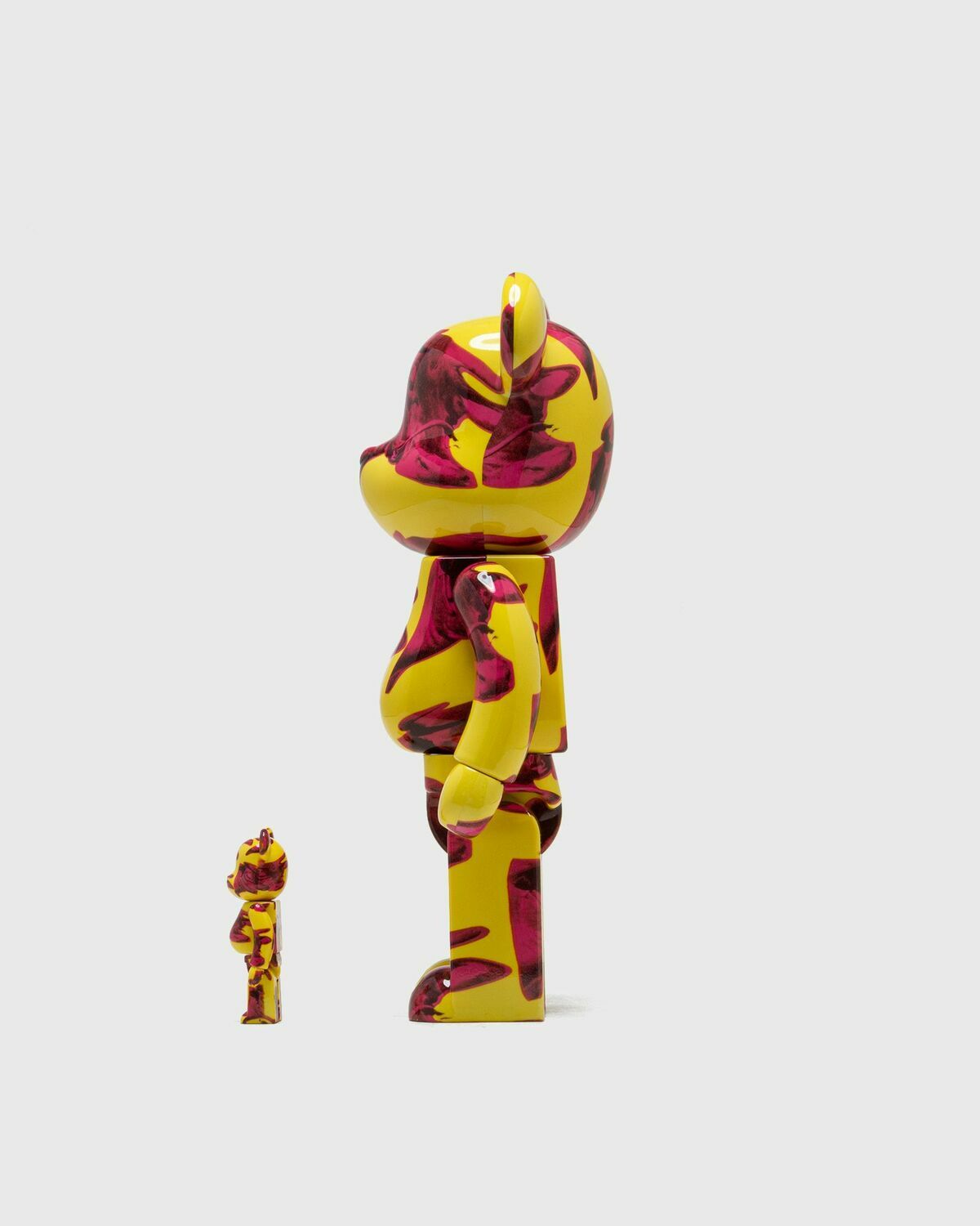 Medicom Bearbrick 400% Andy Warhol Cow Wallpaper 2 Pack Red/Yellow