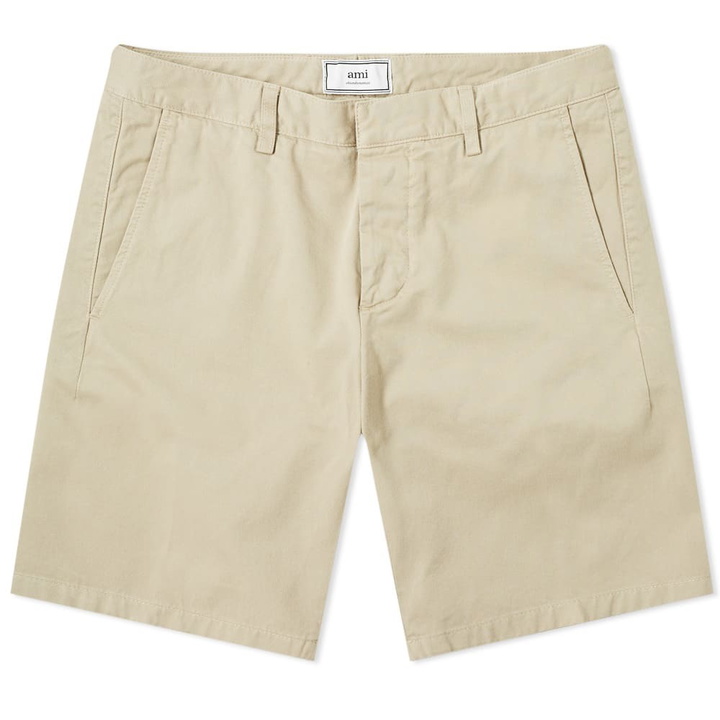 Photo: AMI Chino Short