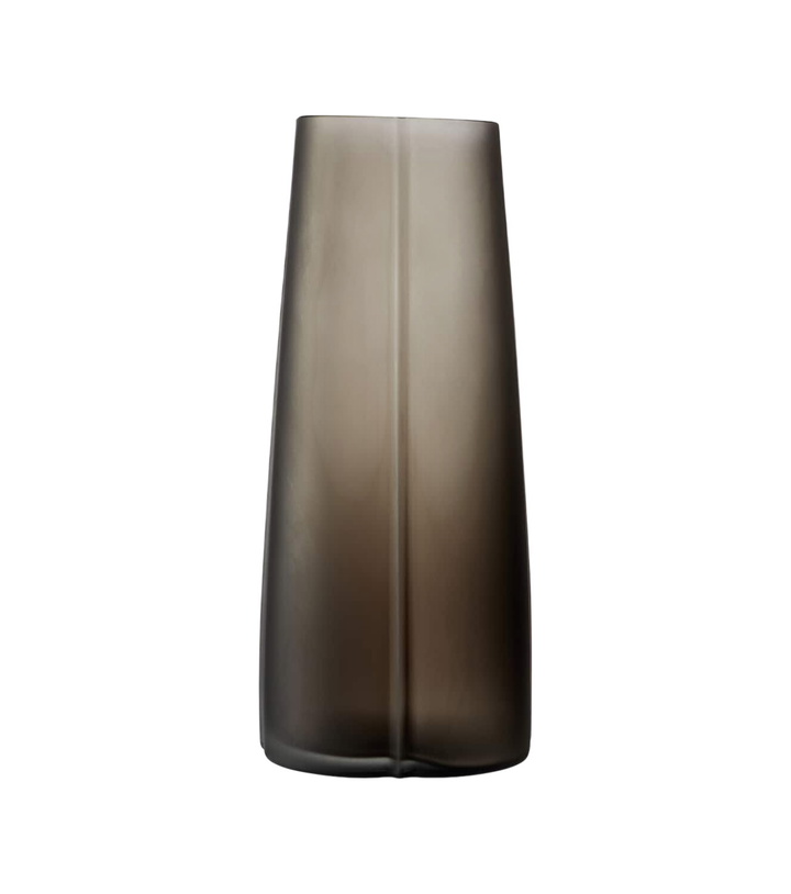 Photo: Serax Shapes glass vase by Piet Boon