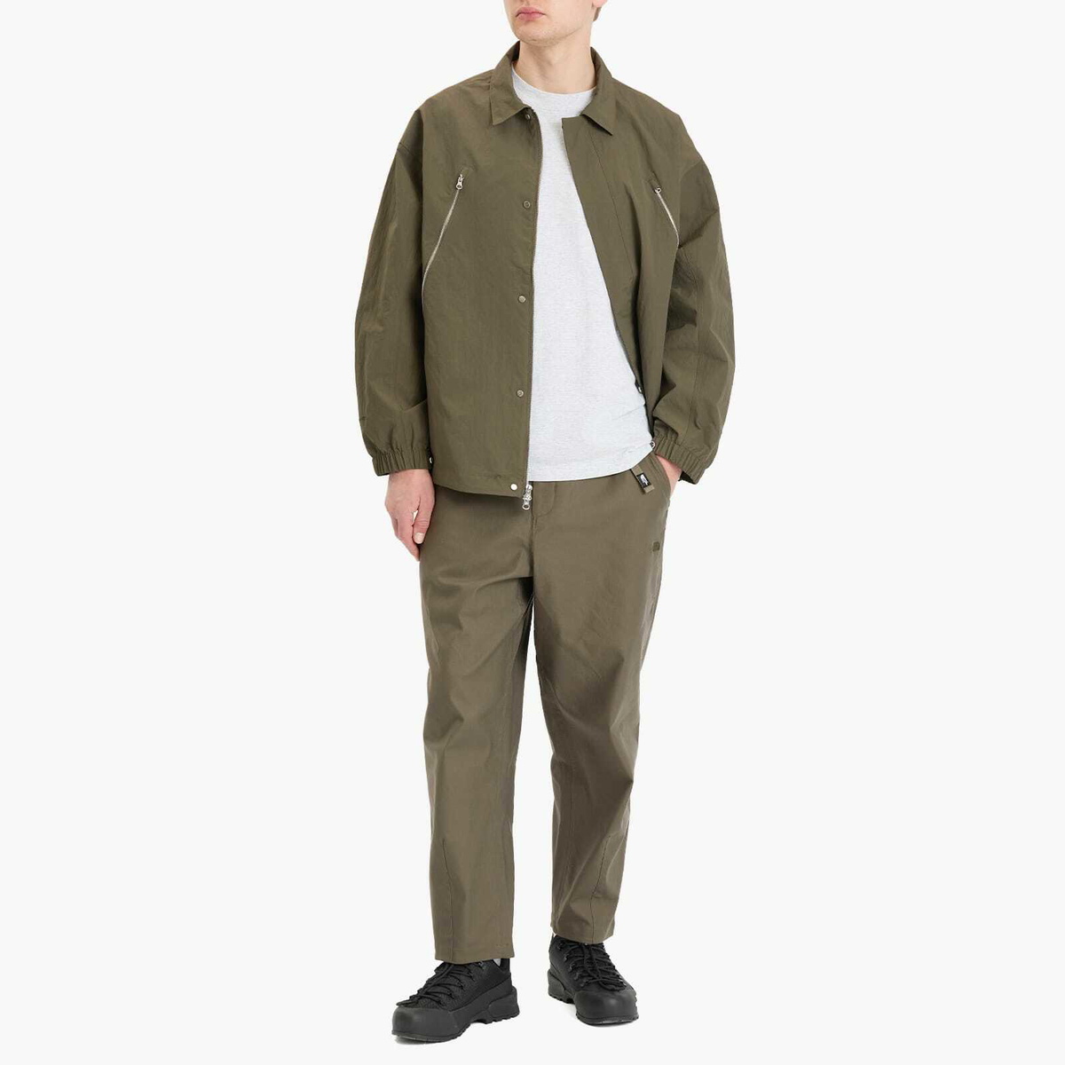 The North Face Men's Lightweight Woven Trousers in New Taupe