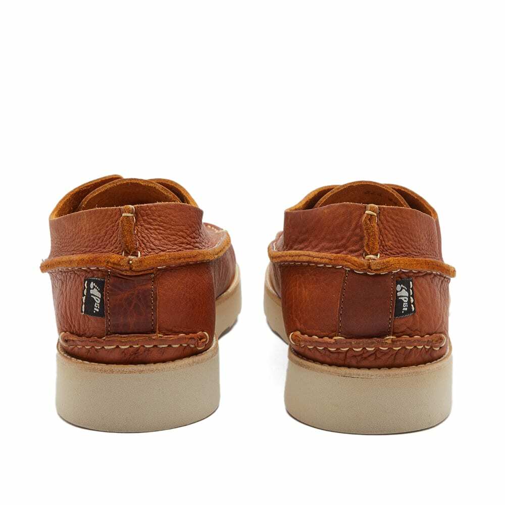 Yogi Men's Finn III Tumbled in Chestnut Brown