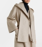 Max Mara Hooded cashmere scarf