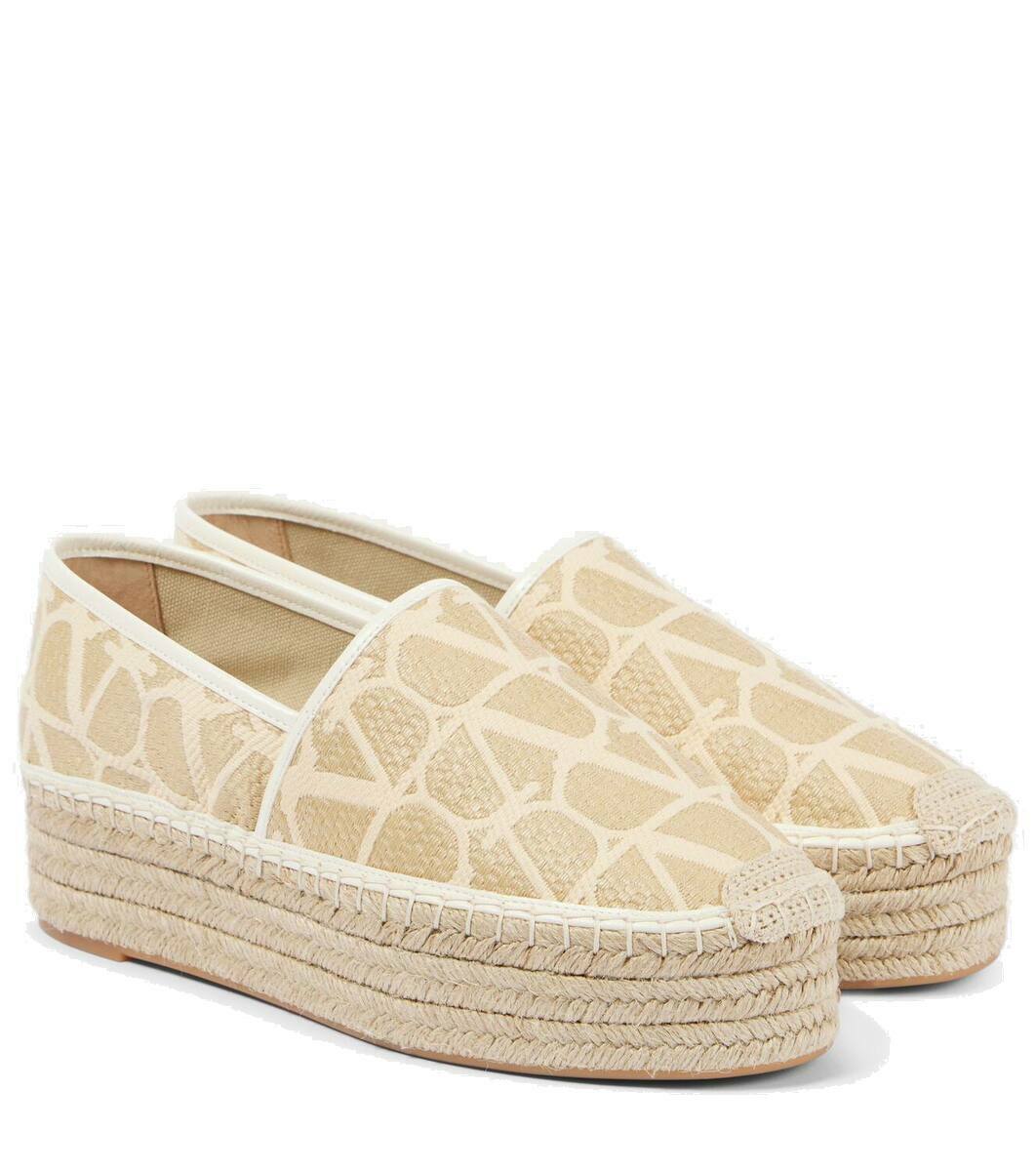 Valentino Garavani VLogo Signature leather-trimmed