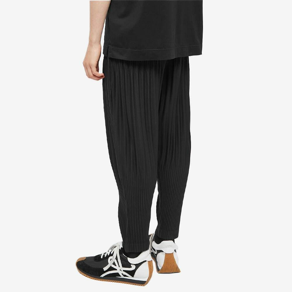 Homme Plissé Issey Miyake Men's Jf151 Easy Fit Pant in Black