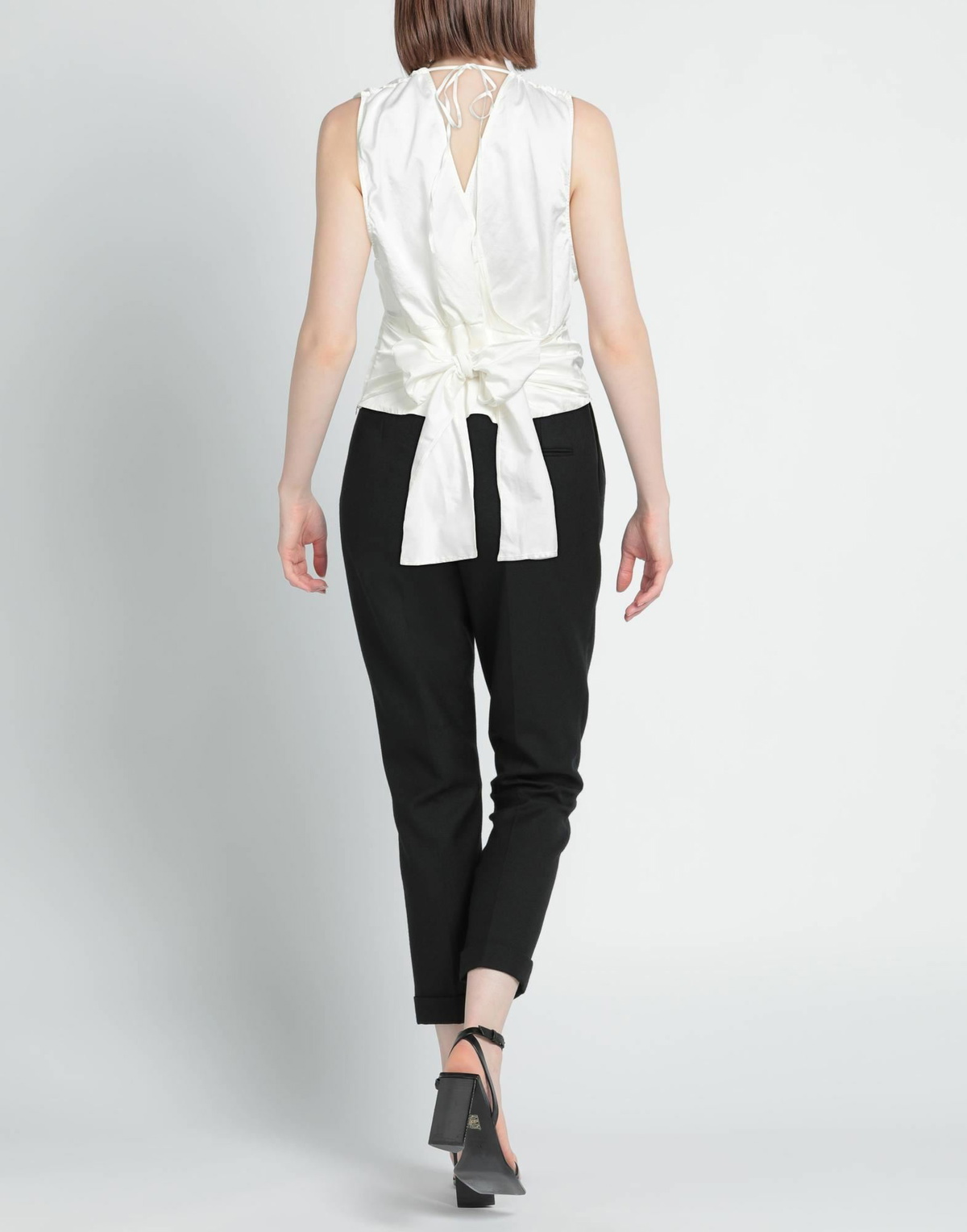 Jijil Womens Top in White