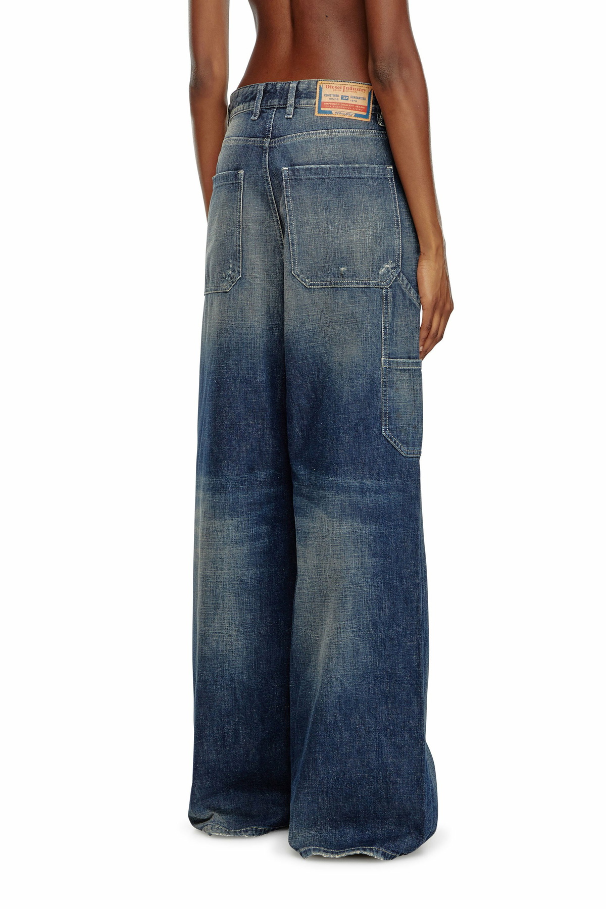 Diesel Relaxed Jeans - 1996 D-Sire - Jeans Womens in Blue