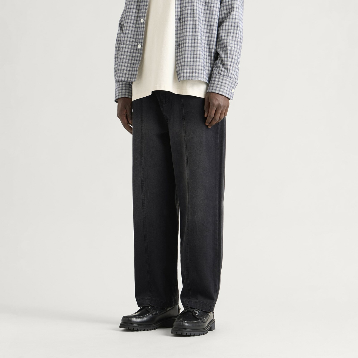 Umbro Men's Washed Drill Pant in Black