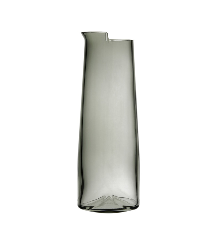 Photo: Zaha Hadid Design Hew glass carafe