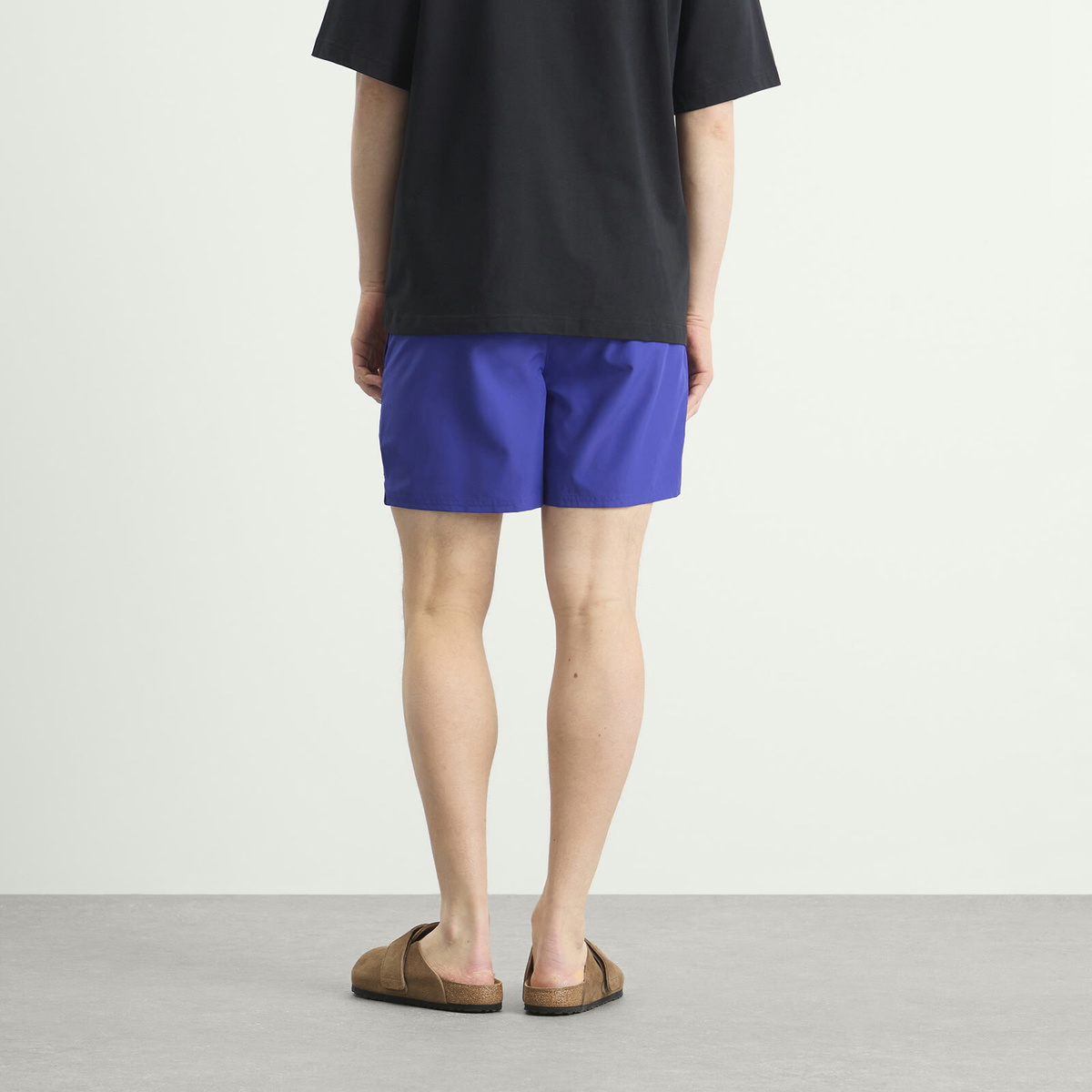 Calvin Klein Men's Medium Drawstring Swim Shorts in Blue River Fog
