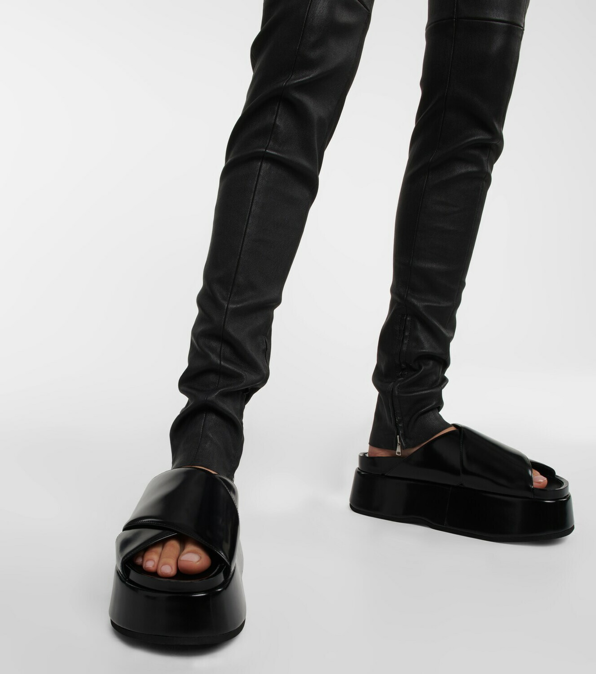 Junya Watanabe - Crossover platform leather sandals Junya