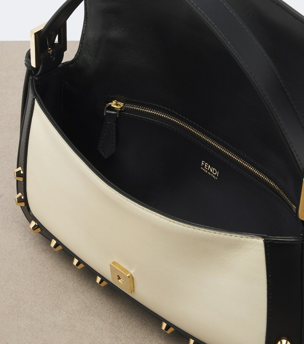 Fendi Baguette® 26424 studded leather shoulder bag