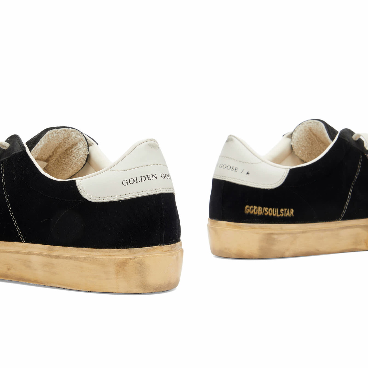 【関税&送料込】Golden Goose Deluxe Brand Soul Star Golden Goose Women's Soul Star Sneaker in Black/Milk Golden