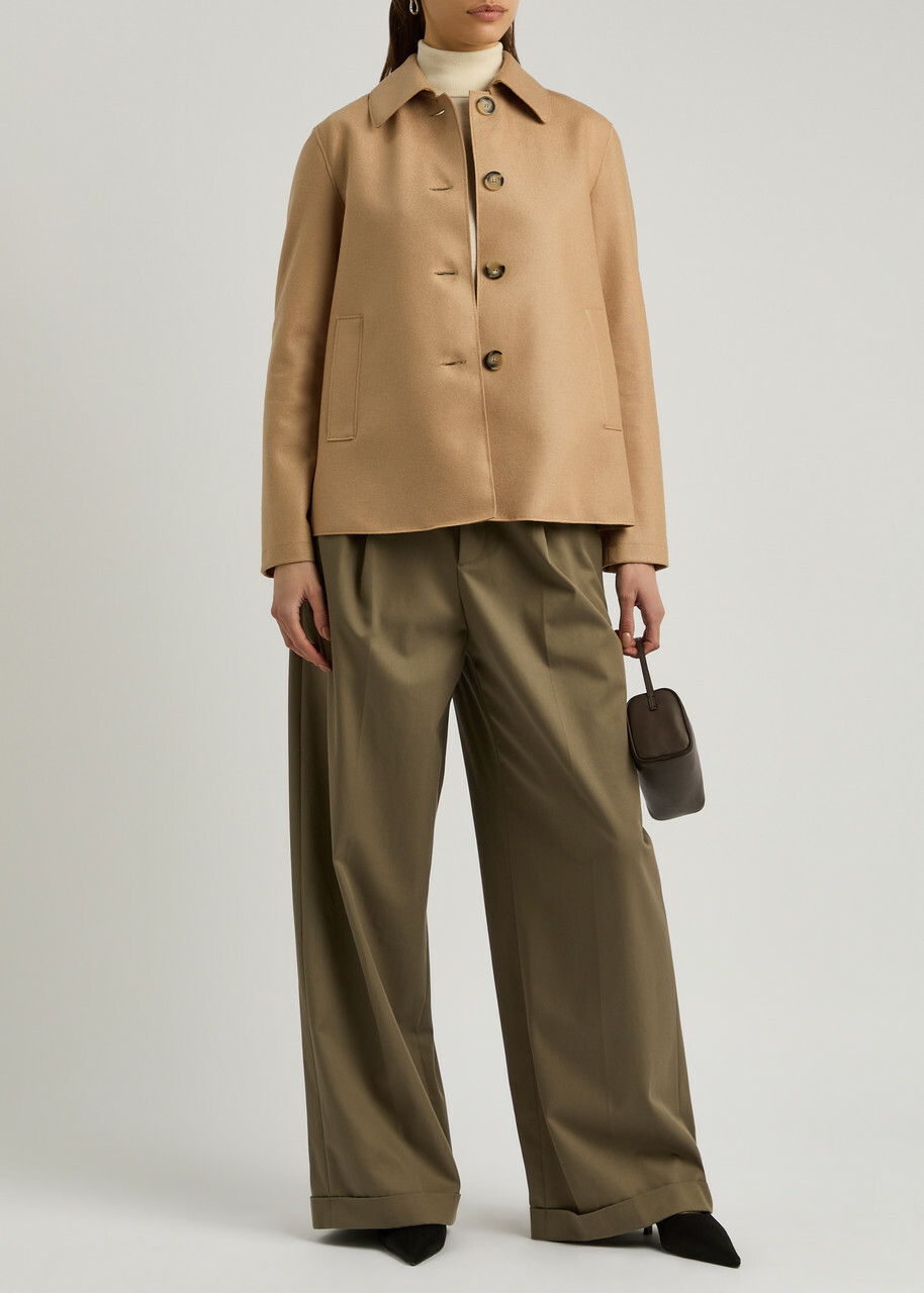 Harris Wharf London Wool Coat Beige