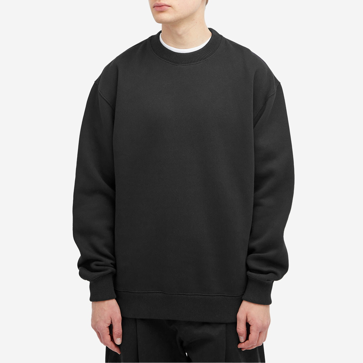 Róhe Men's Oversized Logo Crew Sweatshirt in Black