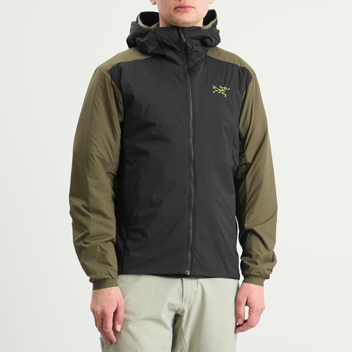 Arc'teryx Men's Atom Hooded Jacket in Spotlight