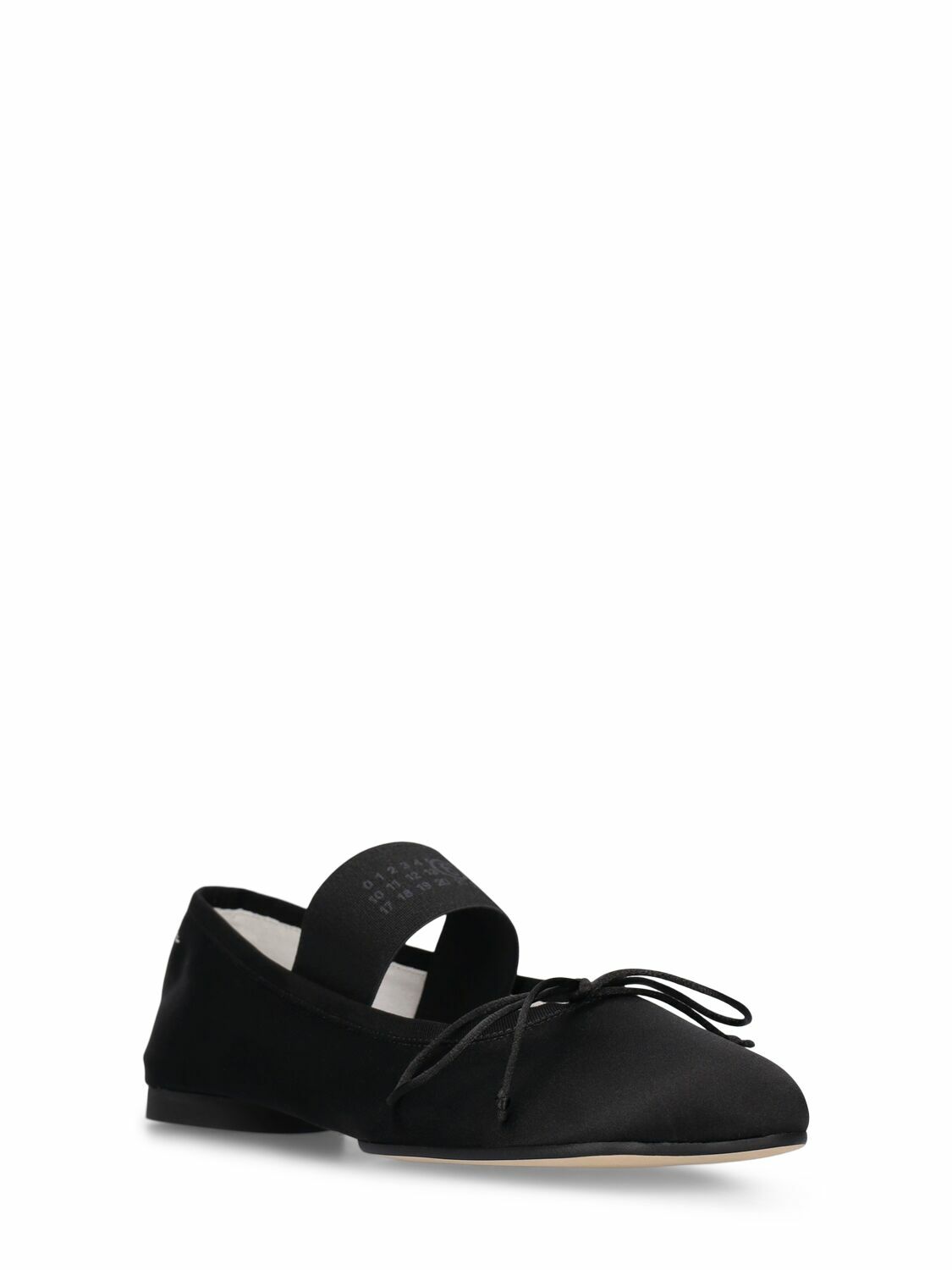 フラットシューズ MM6 MAISON MARGIELA Ivory Mesh Ballerinas MM6 Maison Margiela Anatomic Slip-on Ballerinas | WE ARE ICONIC