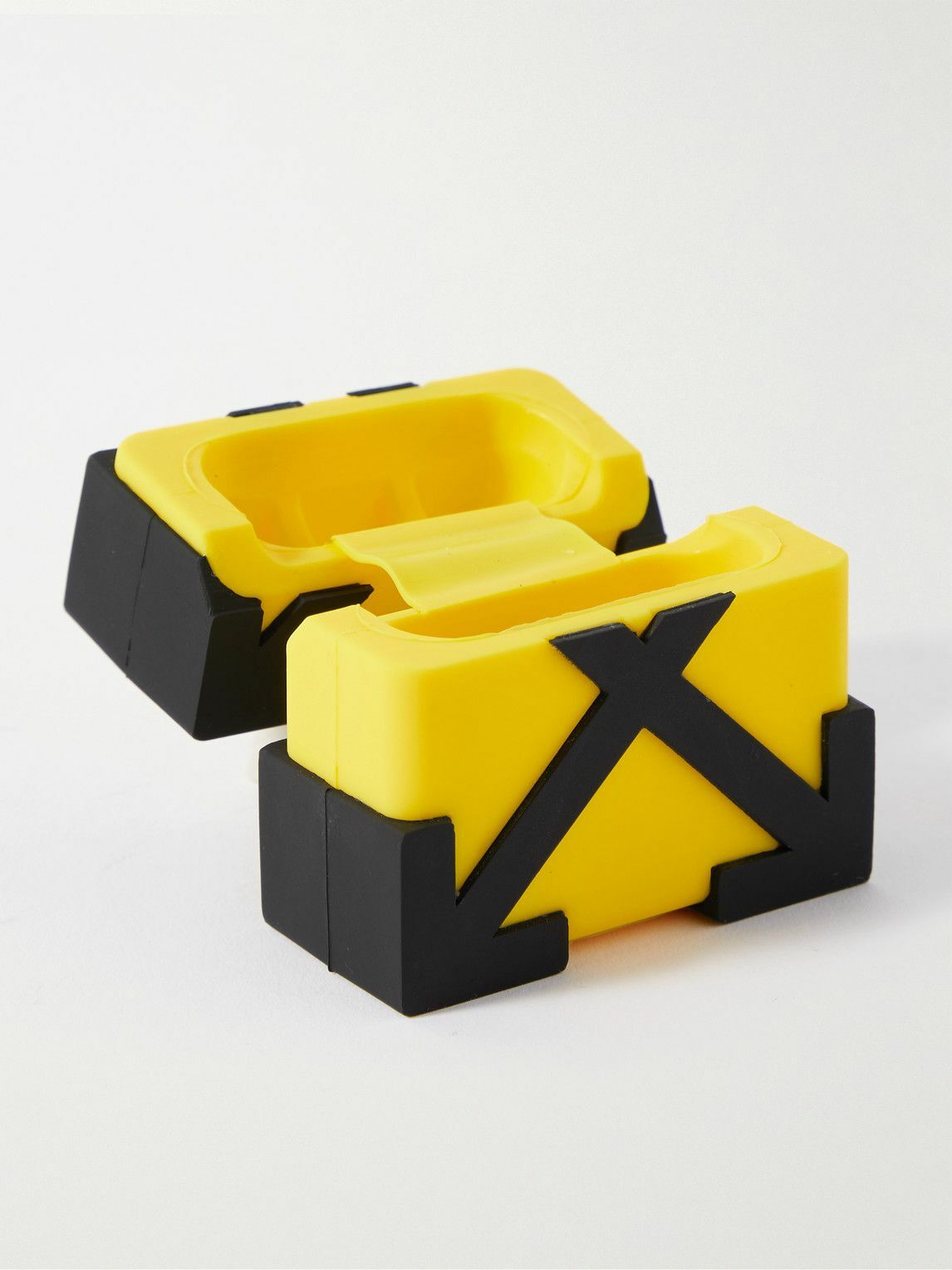 Off-White - Arrow AirPods Case Off-White