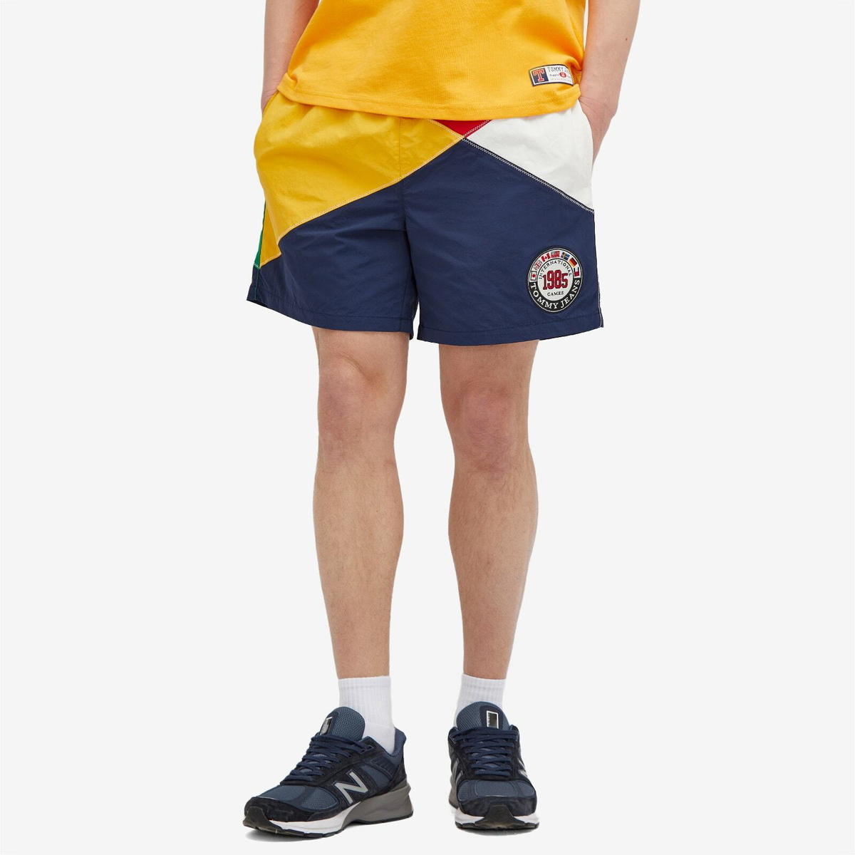 Tommy Jeans Men's Archive Games Chicago Shorts in Sport Navy/Multi