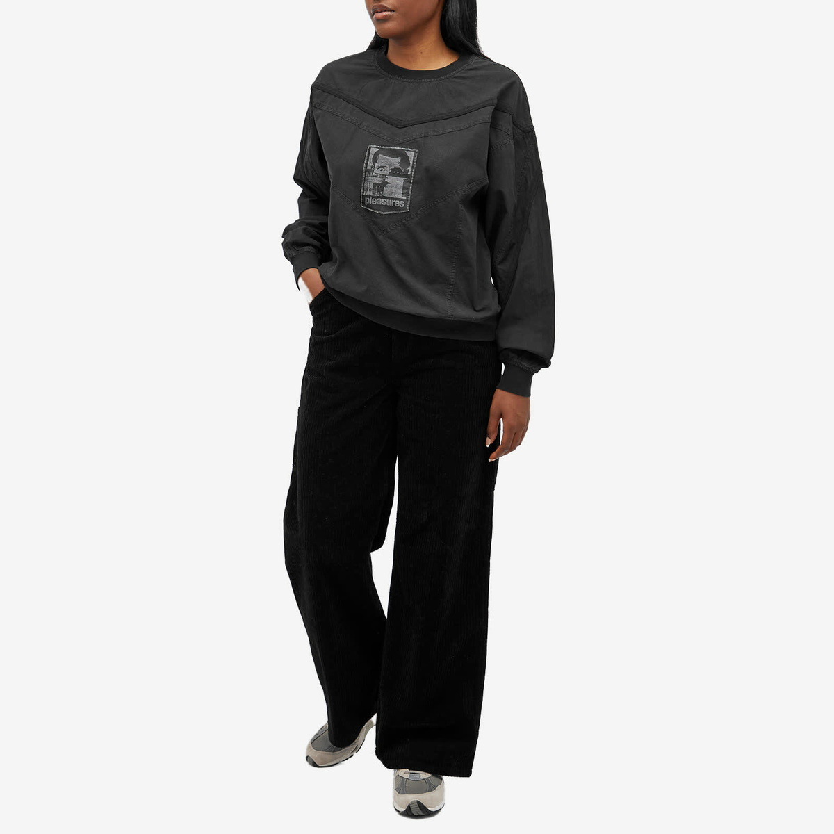 Pleasures Women's Mentor Crew Sweat in Black