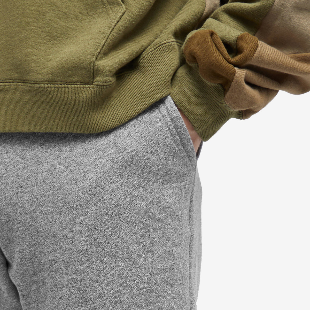 John Elliott Men's LA Sweat Pant in Dark Grey