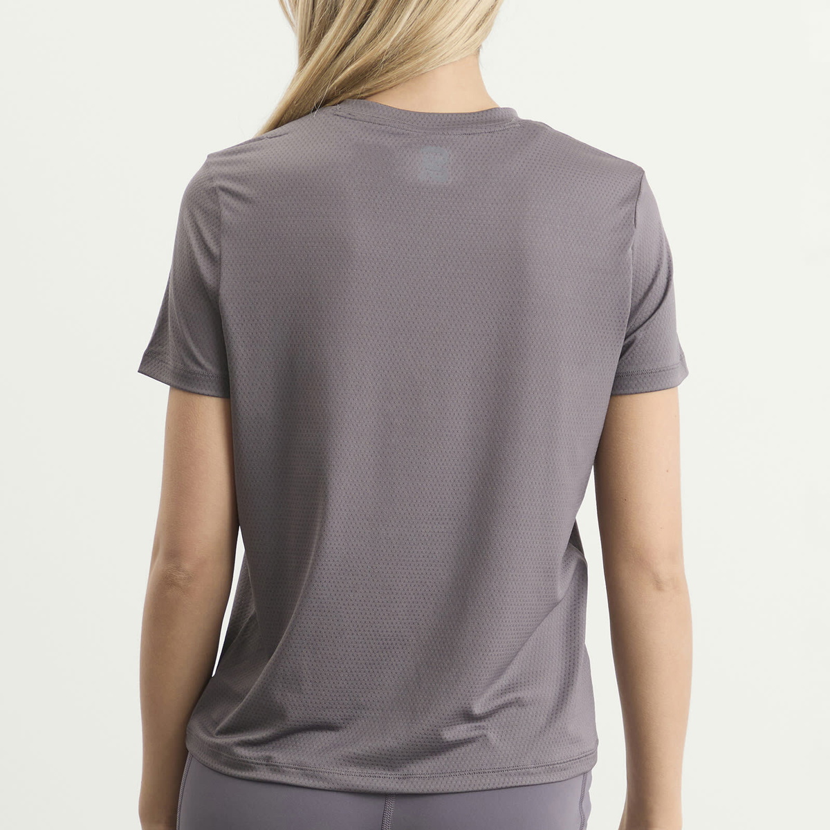 Bandit Women's Short Sleeve Micromesh T-Shirt in Shadow