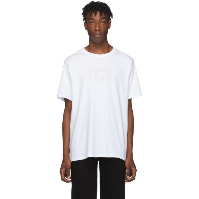 Photo: Levis White Relaxed Logo T-Shirt