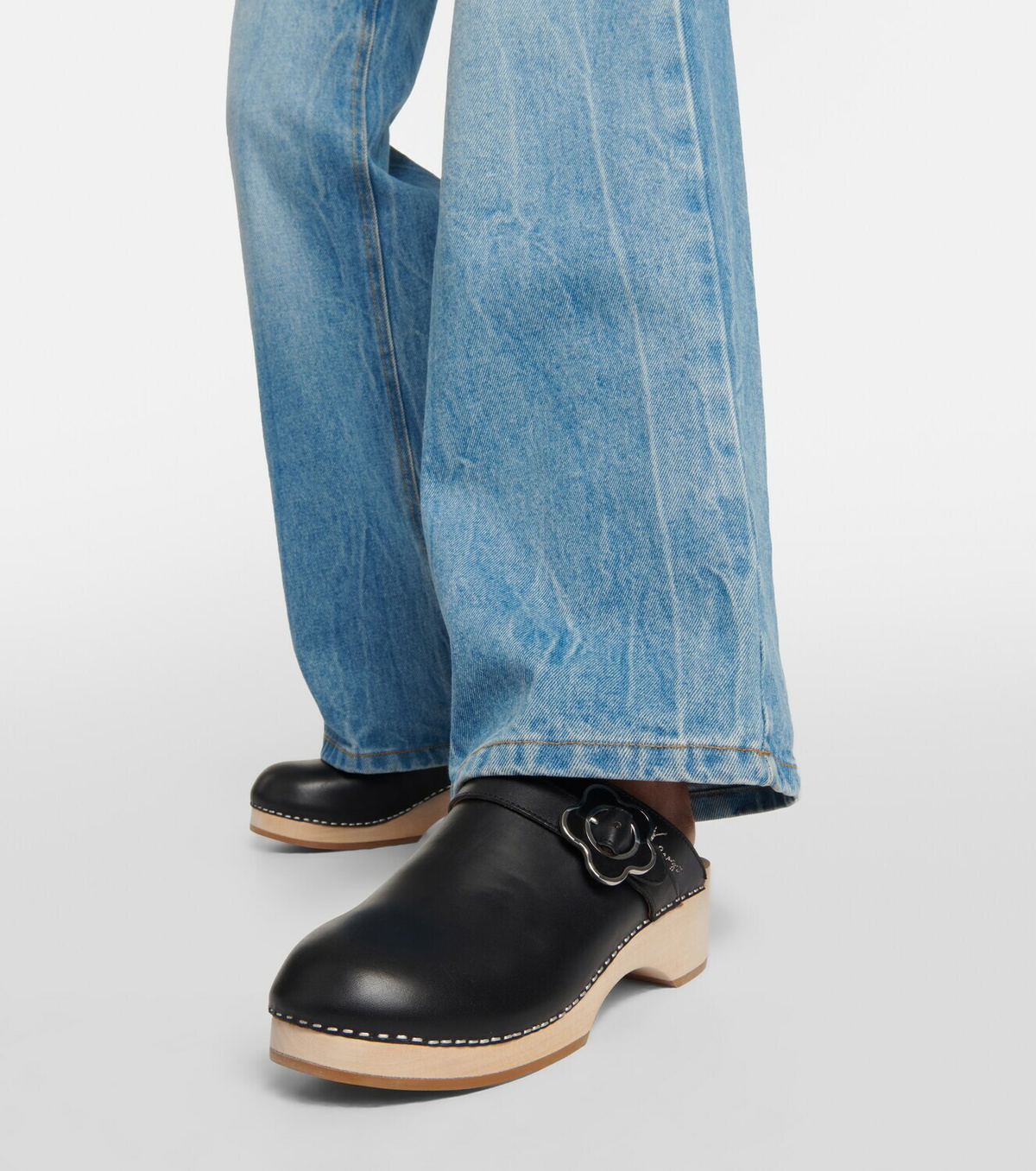Kenzo Buckle-detail leather clogs Kenzo