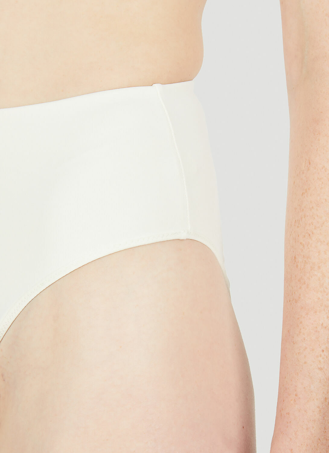 Ziah 90s High Waisted Bikini Bottoms