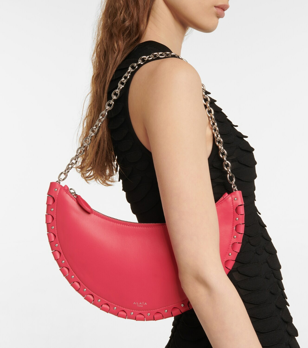 【人気】★ALAIA☆Le Demi-Lune Small leather shoulder bag Le Demi-Lune Small leather shoulder bag in black - Alaia