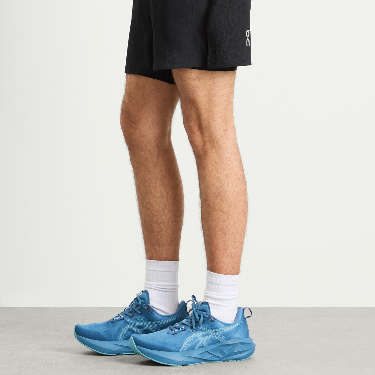 Asics Running NOVABLAST 5 in Winter Sea/Stillwater