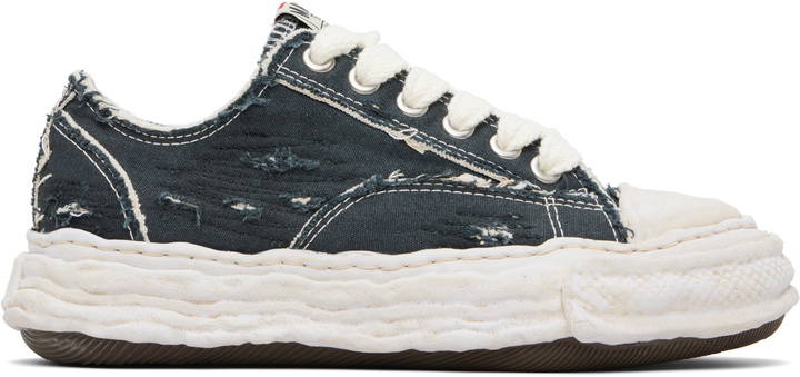 Photo: Maison MIHARA YASUHIRO Black 'Peterson23' OG Sole Ripped Overdye Canvas Sneakers