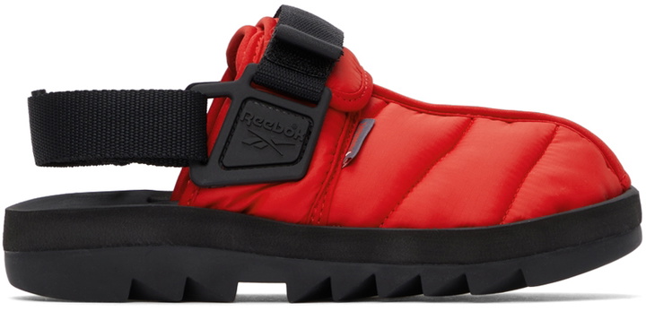 Photo: Reebok Classics Red & Black Beatnik Slippers