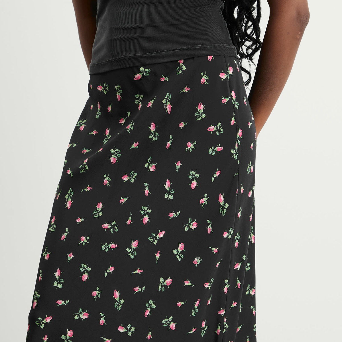 RIXO Women's Stassie Midi Skirt in Sienna Bud Black