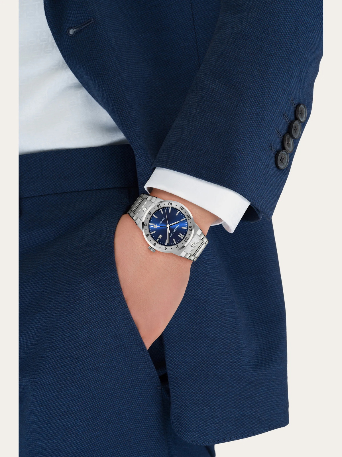 Ferragamo Mens F-80 Classic GMT watch in Blue