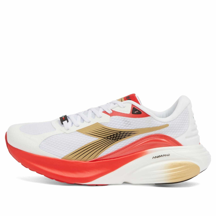Photo: Diadora Atomo Star - Made in Italy Sneaker in White/Metallic Gold