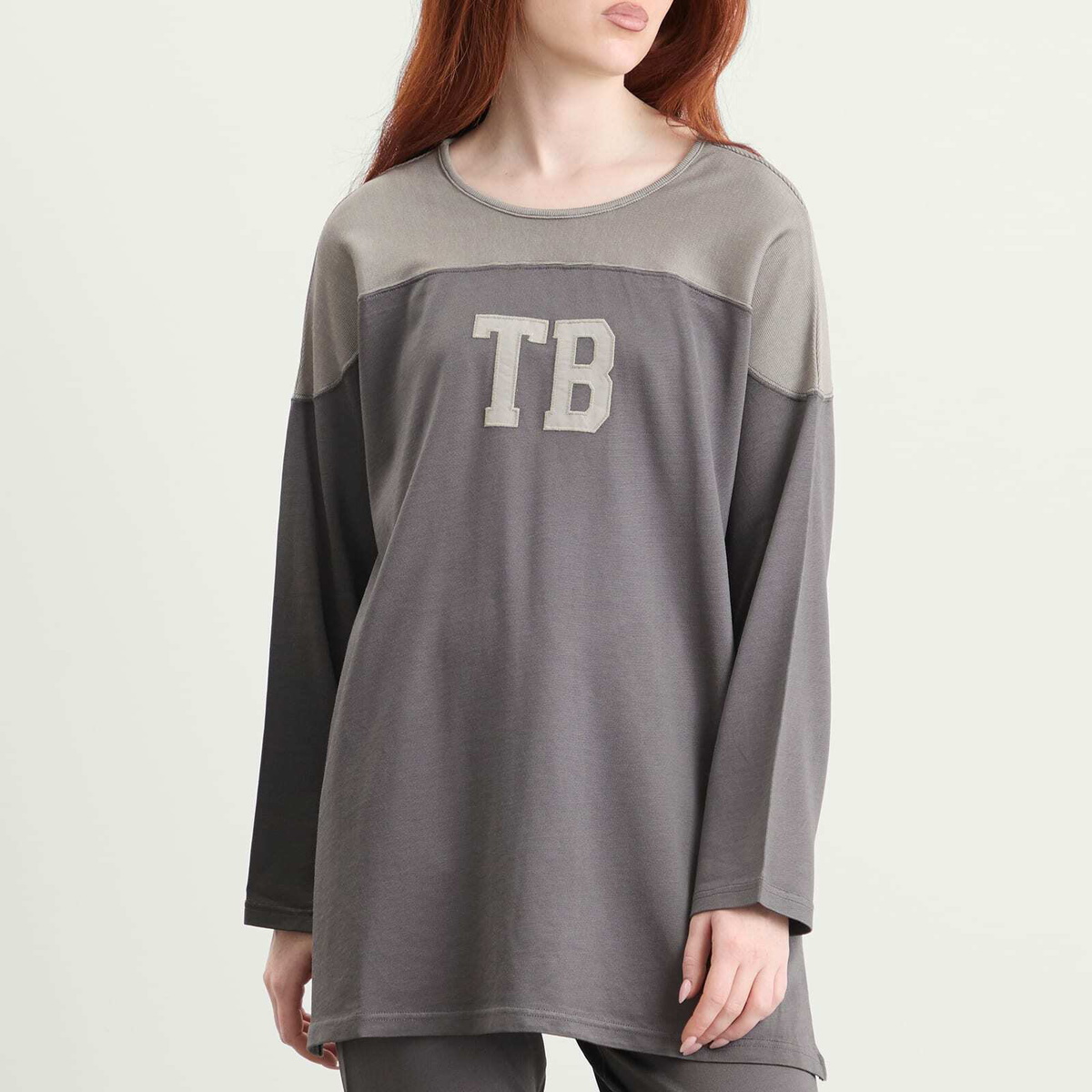 Beams Boy Women's Logo Football Long Sleeve T-Shirt in Grey 