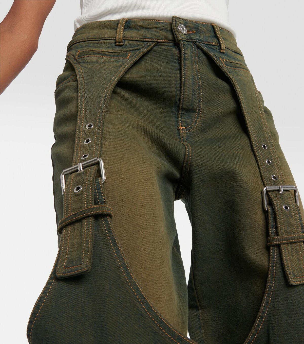 Blumarine Embellished buckle boyfriend jeans Blumarine