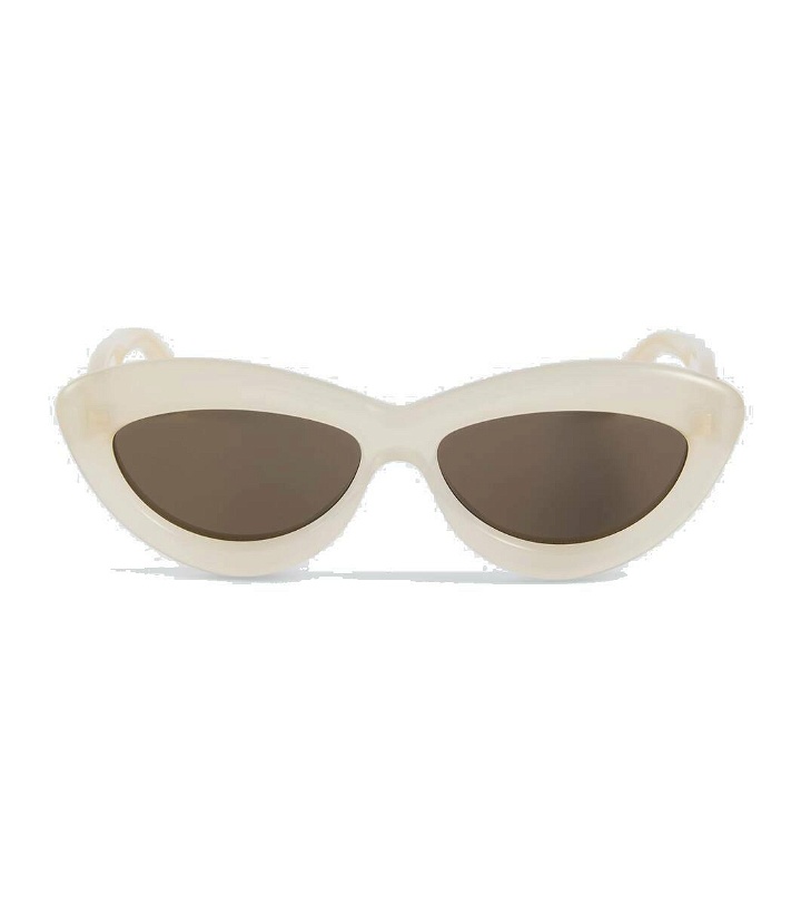 Photo: Loewe Curvy oval sunglasses