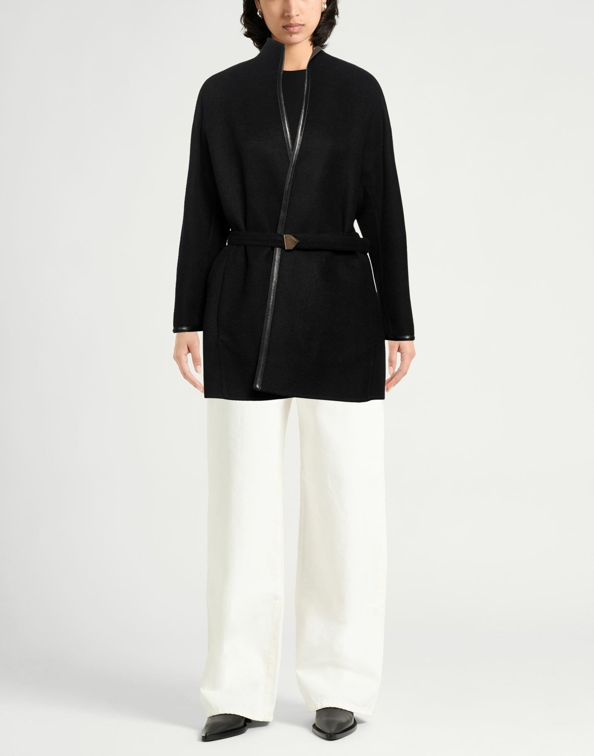 Agnona Womens Coat in Black