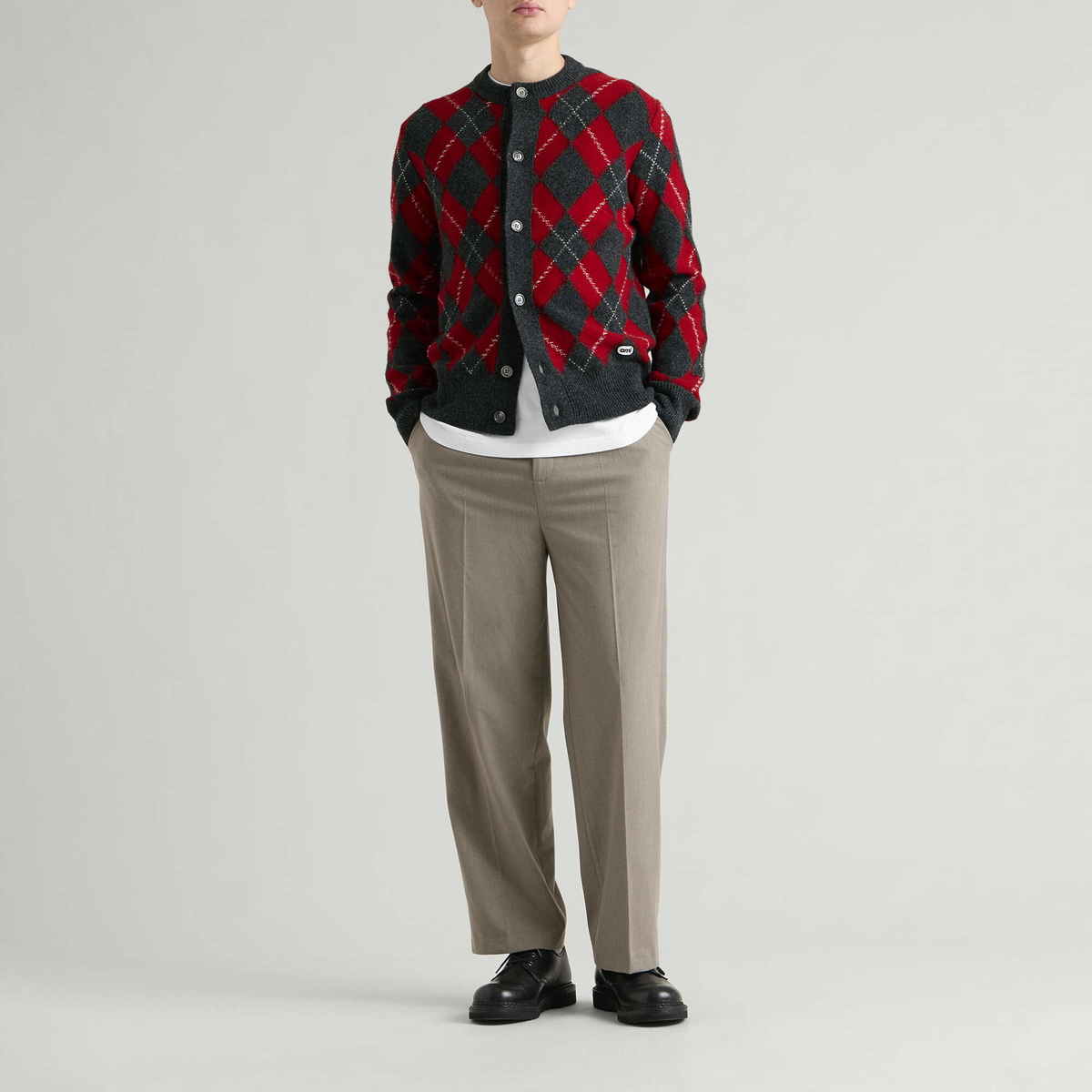 AMI Paris Men's Argyle Shetland Wool Cardigan in Carbon Grey/Ruby Red