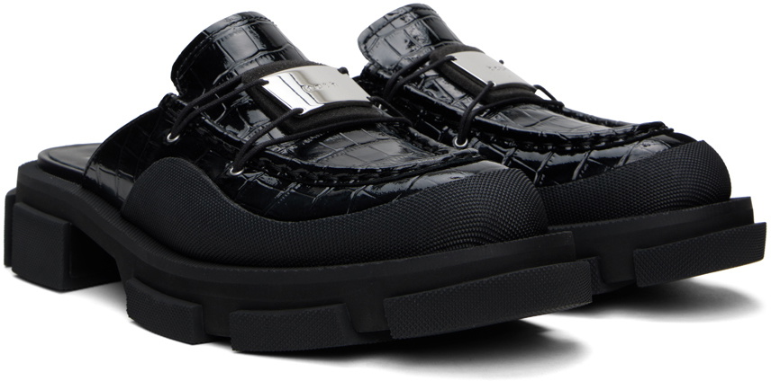 both Black Gao Metal Logo Loafers