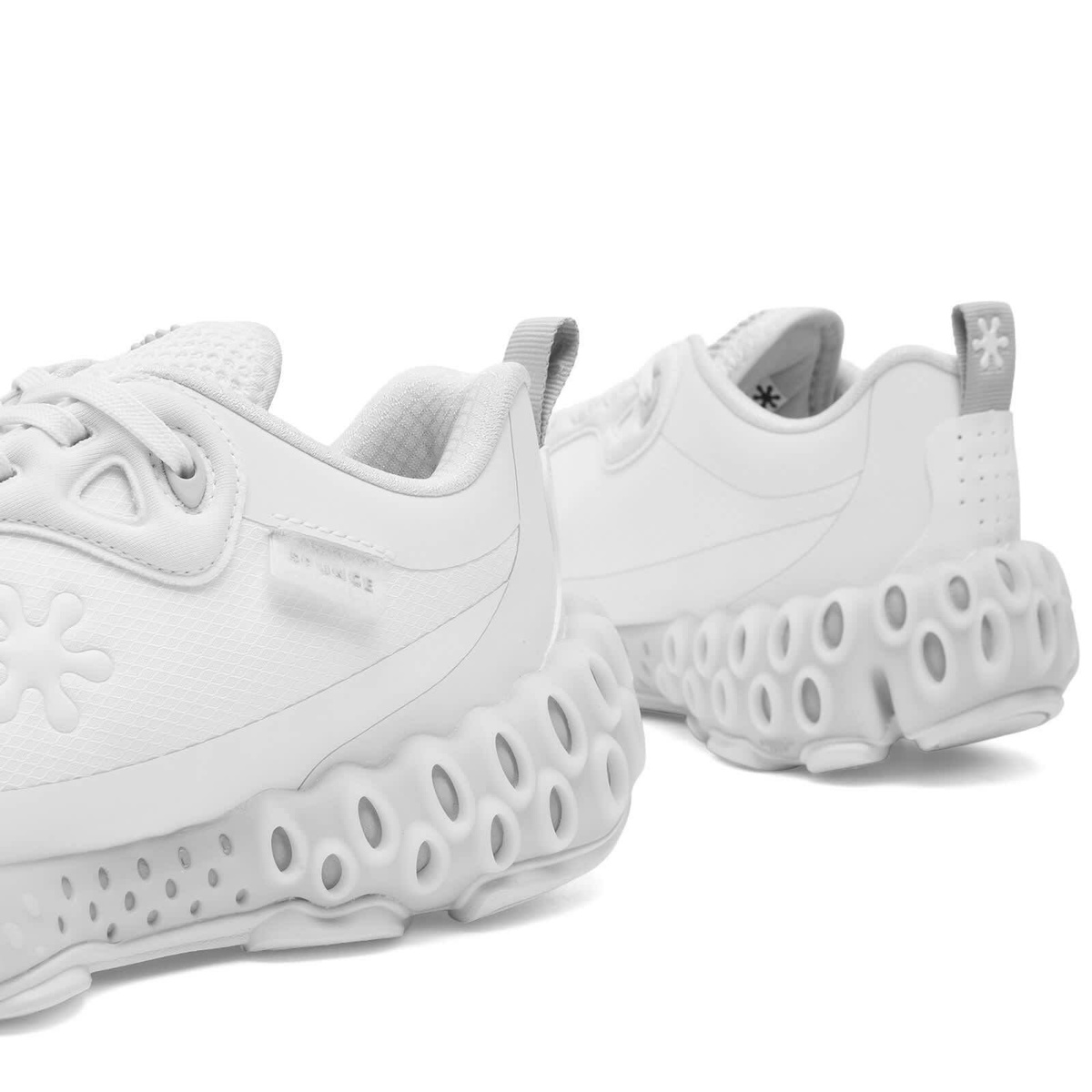 Spunge Osmosis Sneaker in White/White/White
