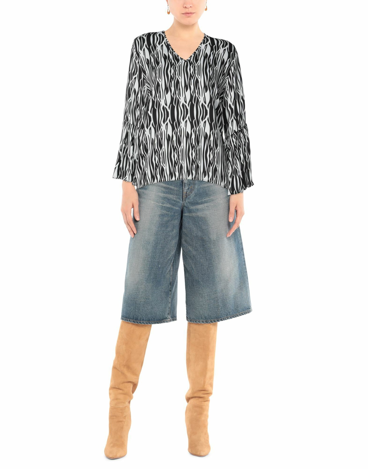 Jijil Womens Top in Black