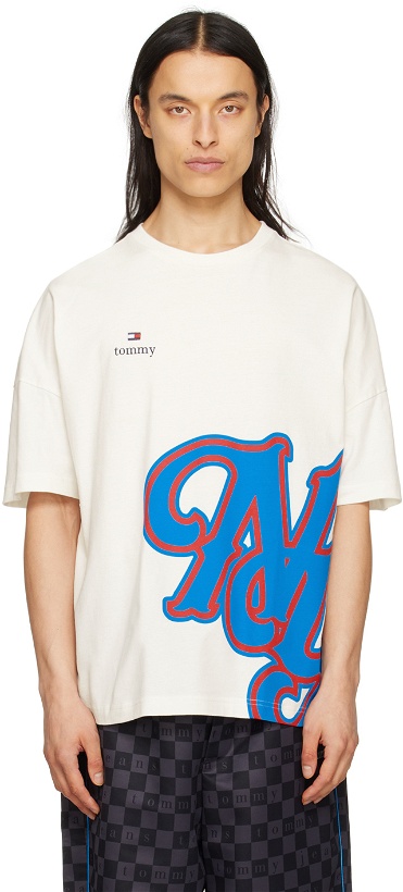 Photo: Tommy Jeans Off-White Printed T-Shirt