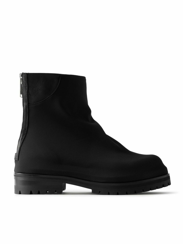 Photo: 424 - Marathon Stretch-Knit Boots - Black