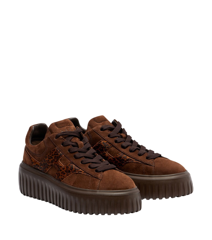 Photo: Hogan H645 fur-trimmed leather platform sneakers