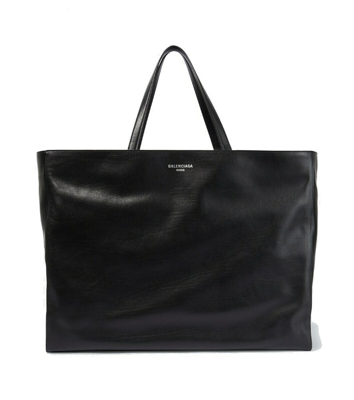 Photo: Balenciaga Passenger XL leather tote bag