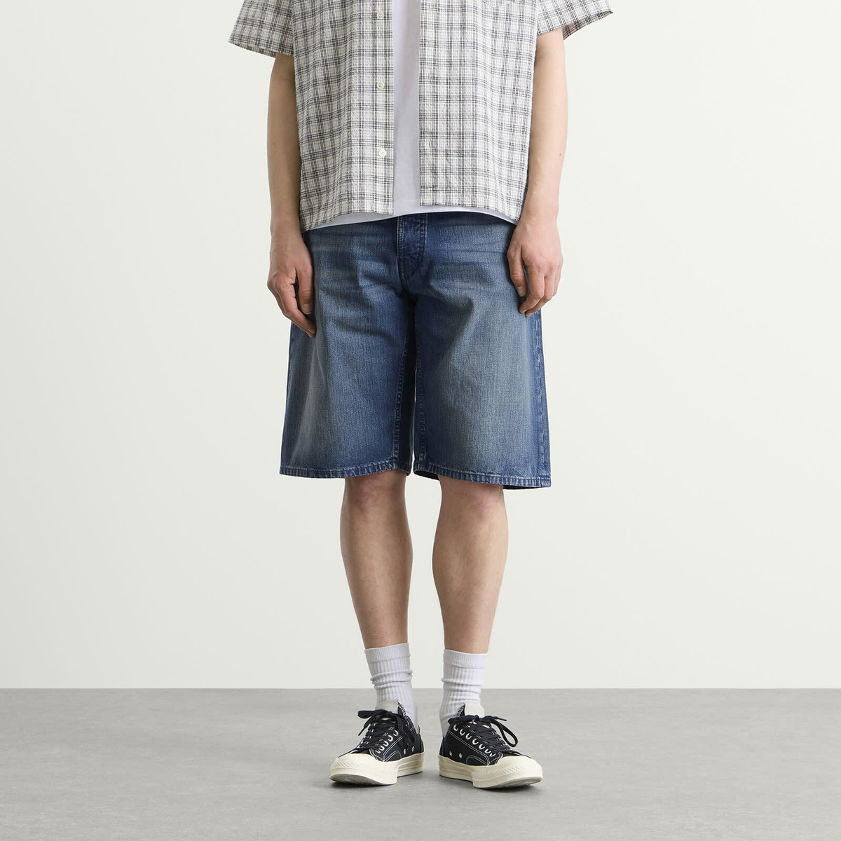 Nudie Jeans Co Men's Zeb Denim Shorts in Mid Blue
