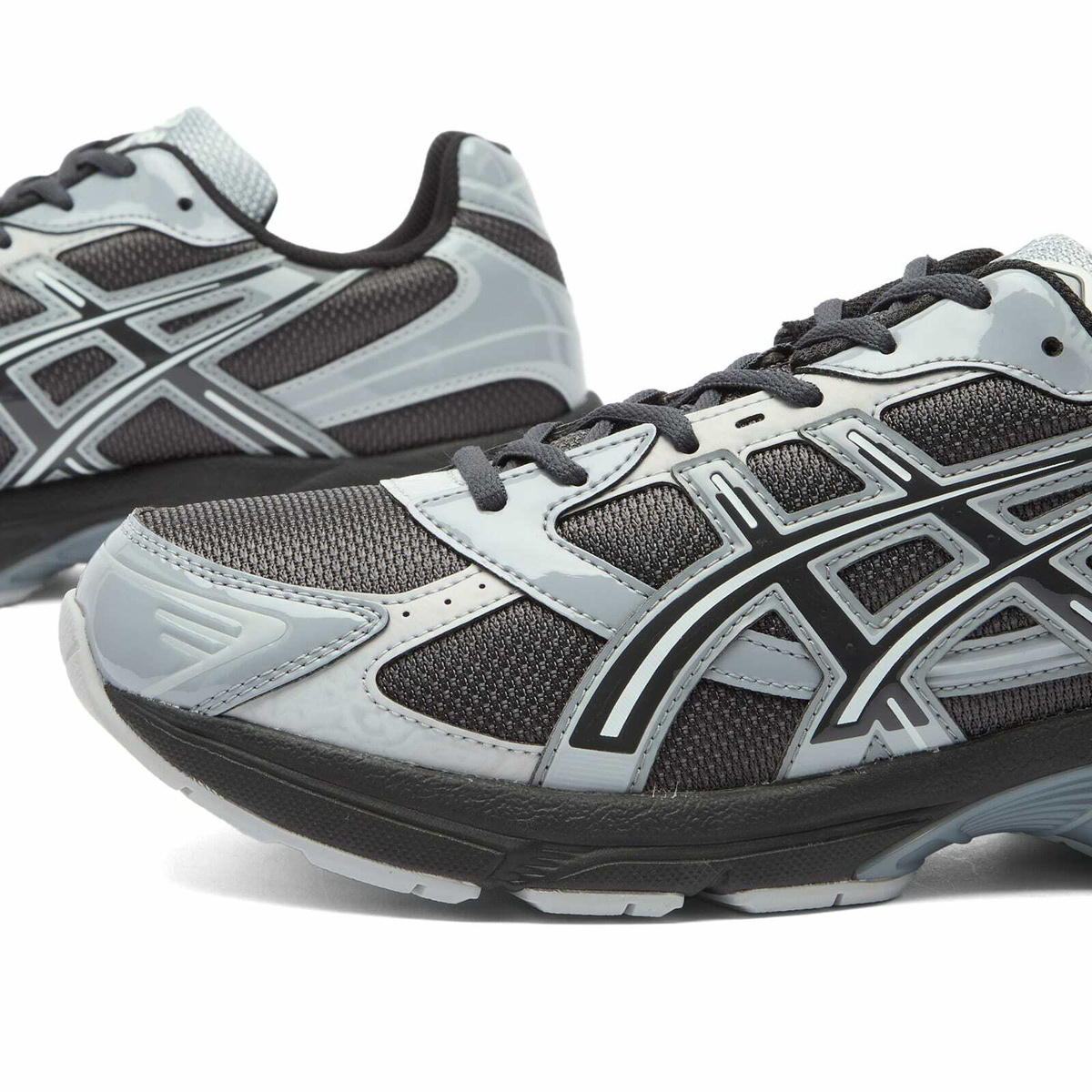 Asics Gel-1130 Sneakers in Graphite Grey/Gravel