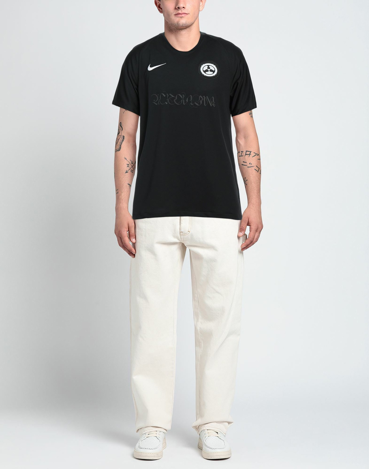 Nike Mens T-shirt in Black